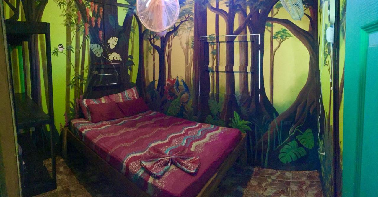 Hostel Oasis Puerto Viejo de Talamanca Exterior foto