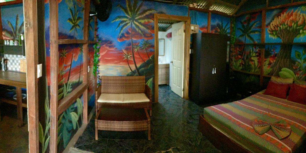 Hostel Oasis Puerto Viejo de Talamanca Exterior foto